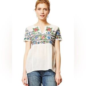 Anthropologie Cream Embellished Floral V Neck Boho Blouse size 2